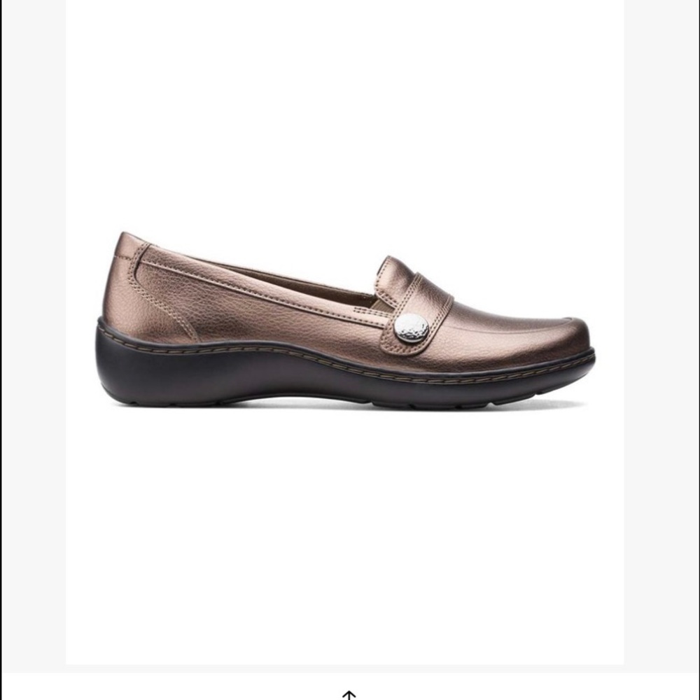 Cora Daisy loafers! These are new in box .I bought 1/2 size to small for myself
